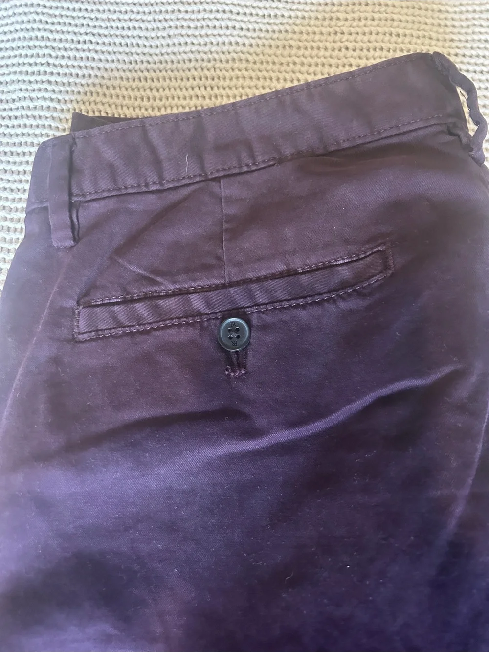 Banana Republic Men’s Dark Plum Chinos 32/34